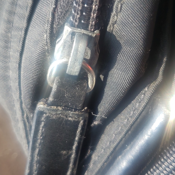 Prada - Picture 5 of 6